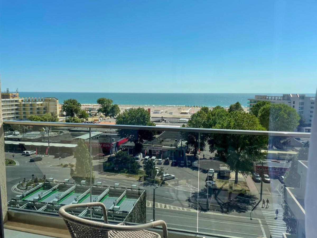 Azure Sea Apartments - Bychoice Mamaia Εξωτερικό φωτογραφία
