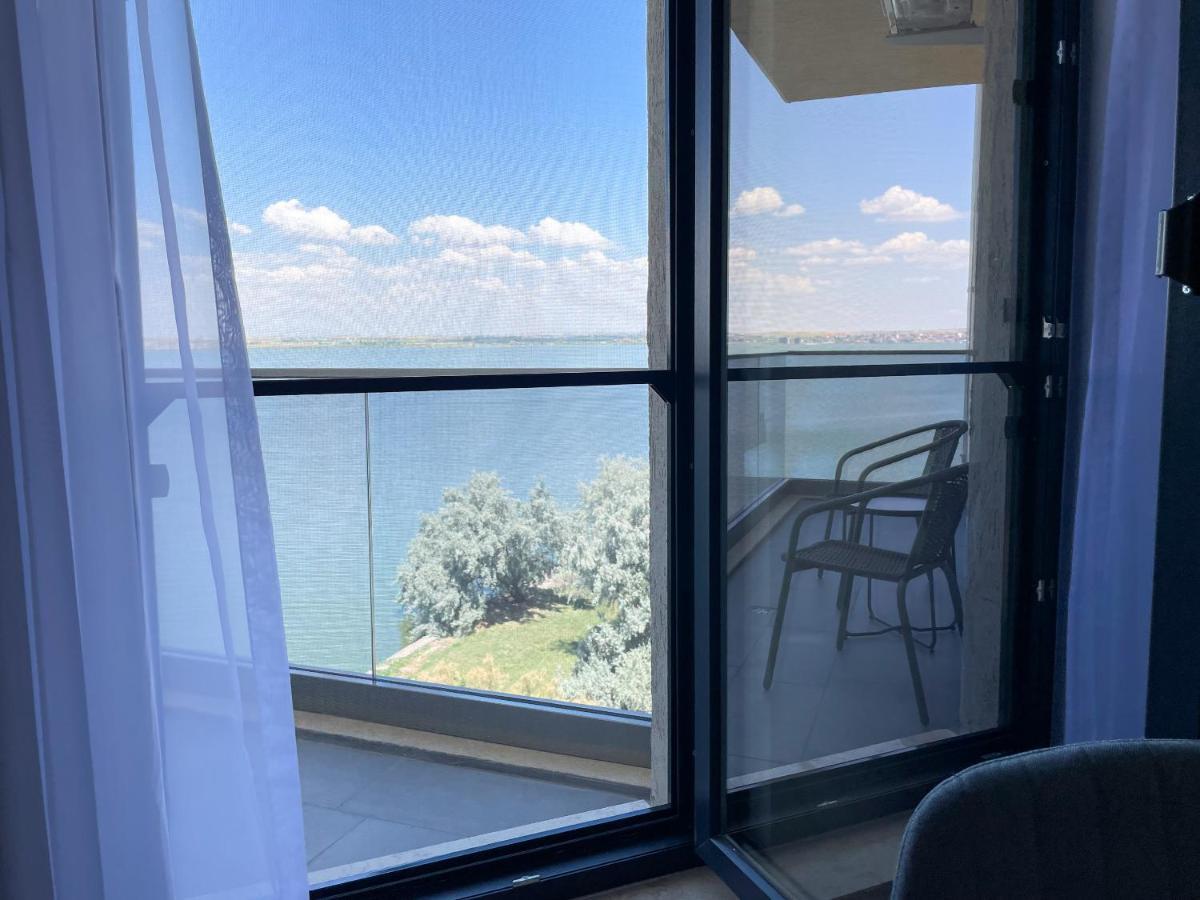 Azure Sea Apartments - Bychoice Mamaia Εξωτερικό φωτογραφία