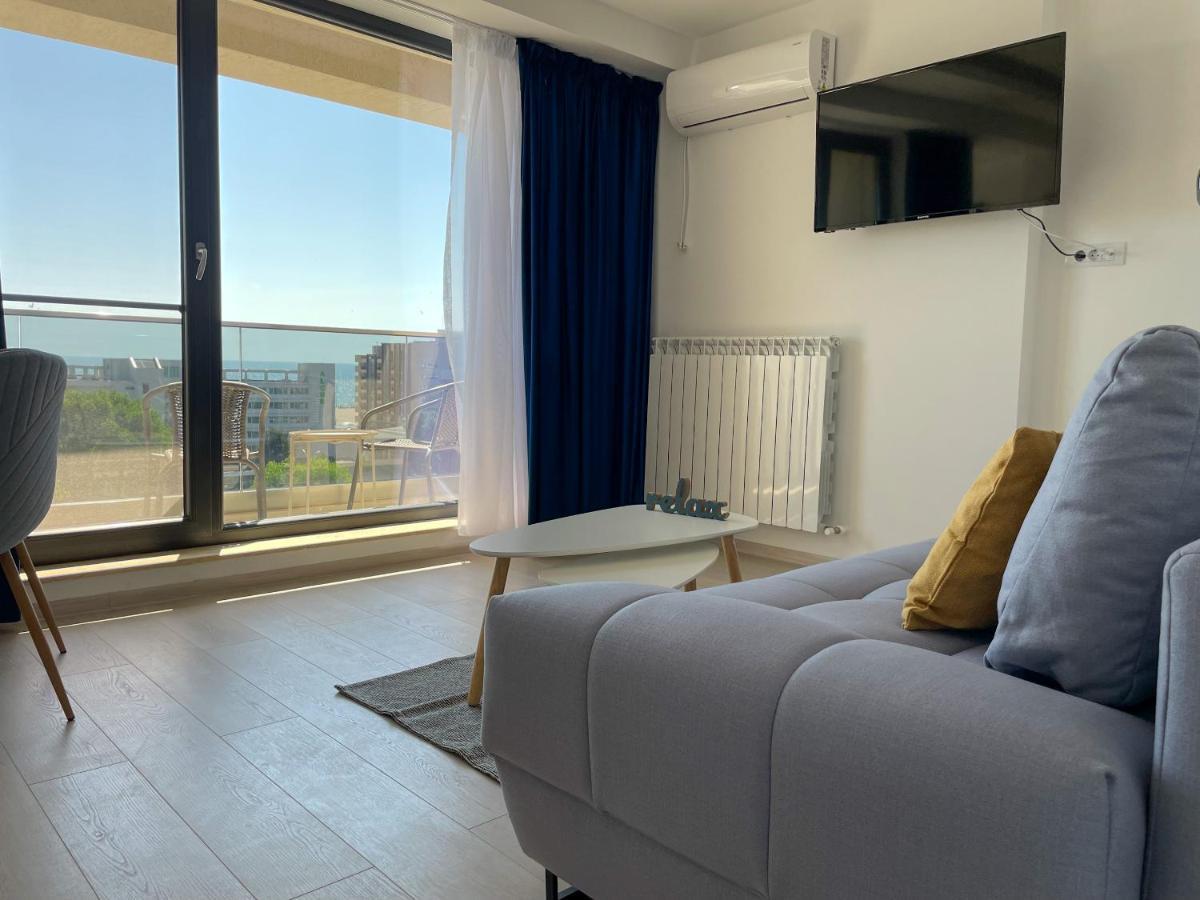 Azure Sea Apartments - Bychoice Mamaia Εξωτερικό φωτογραφία