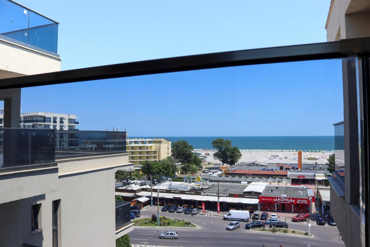 Azure Sea Apartments - Bychoice Mamaia Εξωτερικό φωτογραφία
