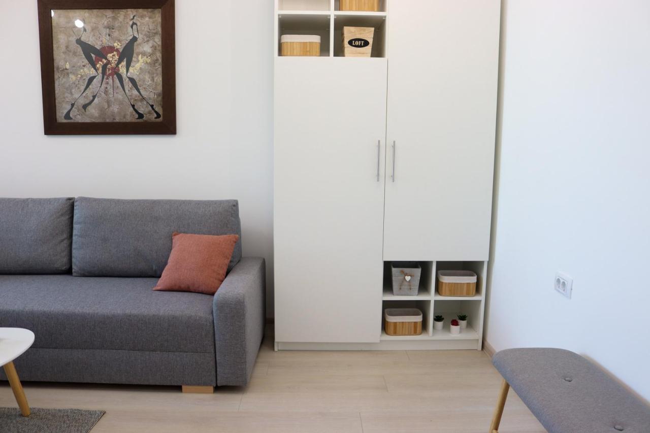 Azure Sea Apartments - Bychoice Mamaia Εξωτερικό φωτογραφία