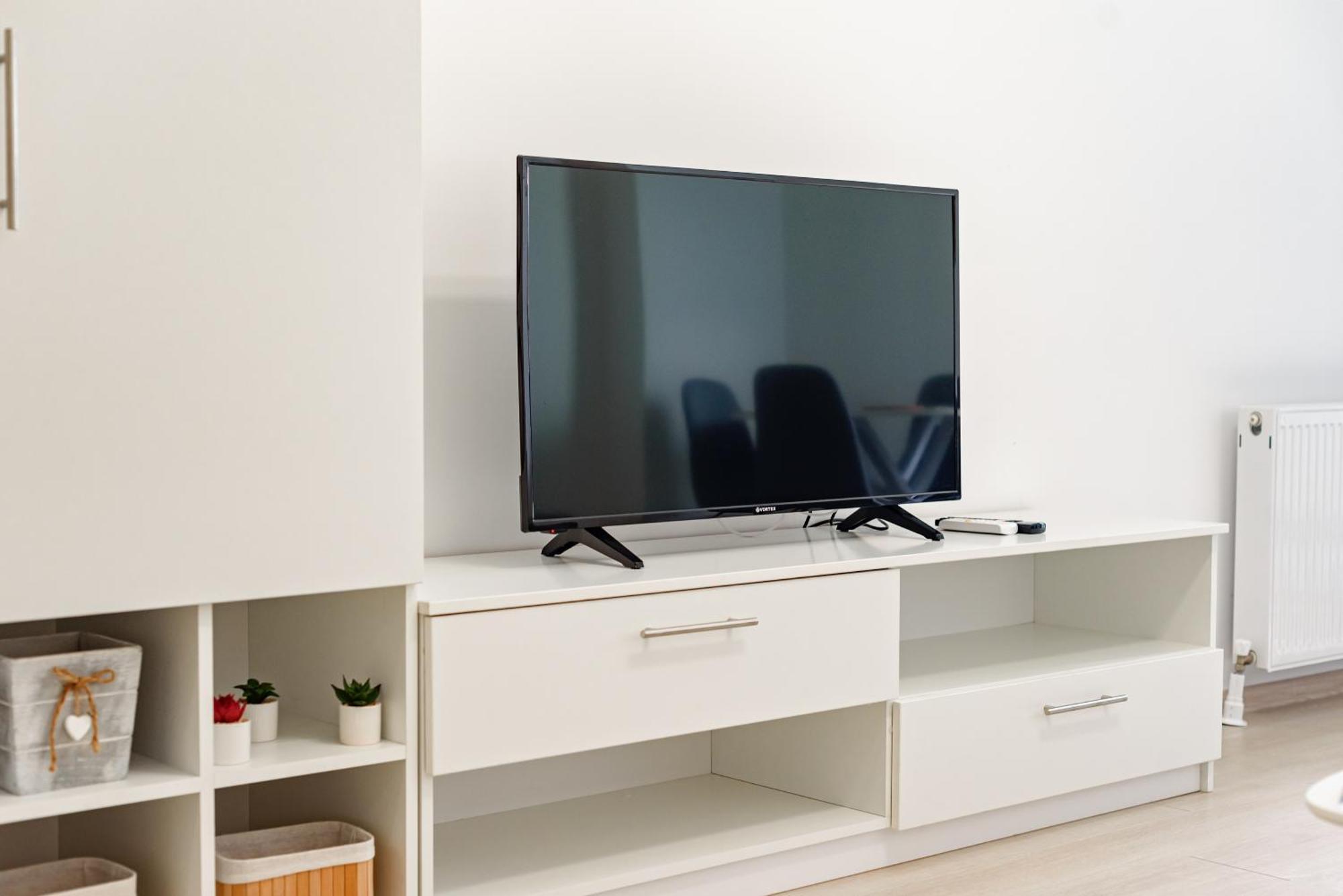 Azure Sea Apartments - Bychoice Mamaia Εξωτερικό φωτογραφία