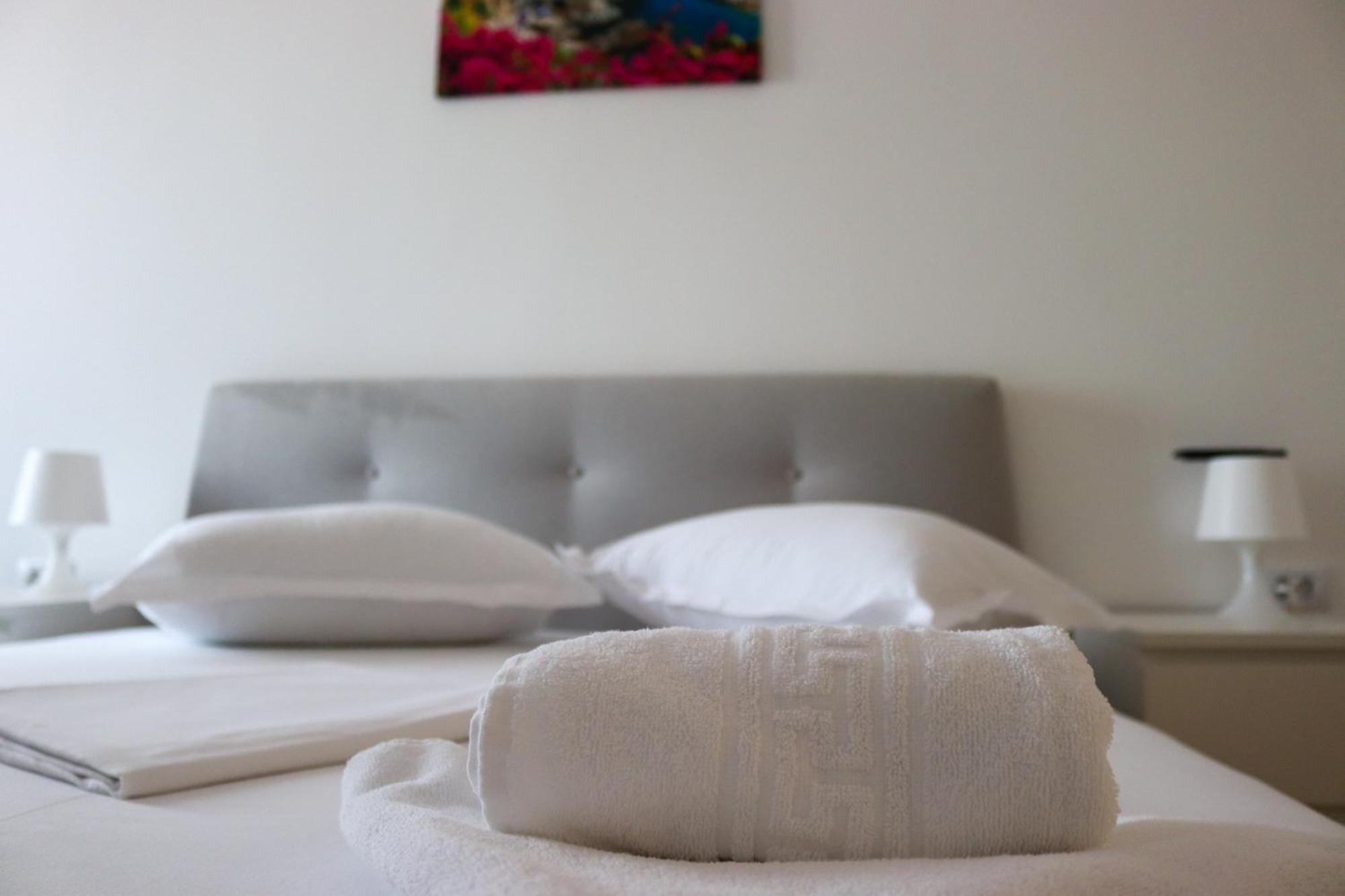 Azure Sea Apartments - Bychoice Mamaia Εξωτερικό φωτογραφία